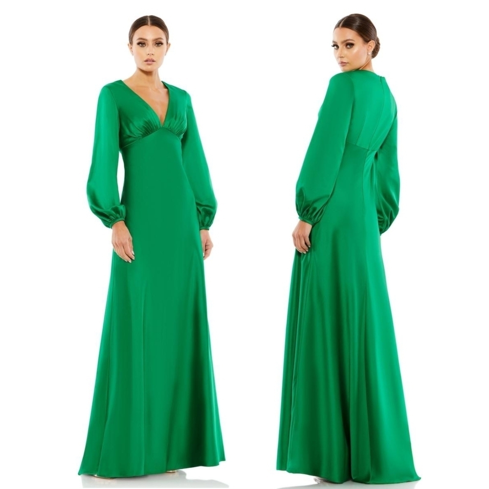 Mac Duggal▪️55698 Empire Waist Bishop Sleeve Maxi Dress in Emerald Green